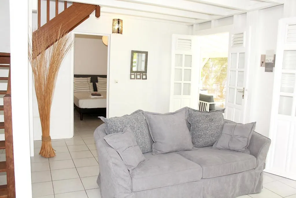 La Petite Villa Guadeloupe サンタンヌ