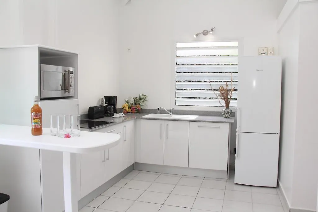 La Petite Villa Guadeloupe サンタンヌ