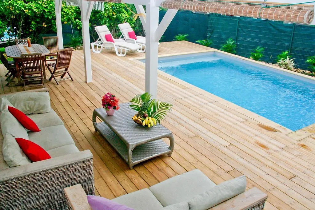 La Petite Villa Guadeloupe サンタンヌ